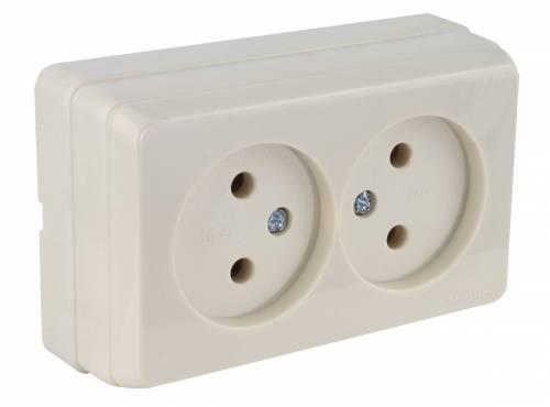 Bron S/M Non-earthed Double Socket (Porcelain) White