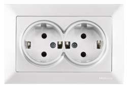 Candela Double Socket Earthed Porcelain White - Thumbnail