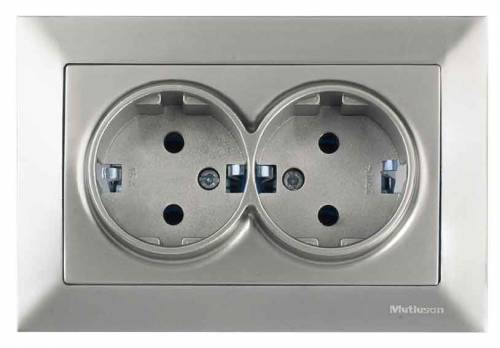 Candela Double Socket Earthed Porcelain White