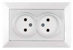 Candela Double Socket Non-Earthed Porcelain White - Thumbnail