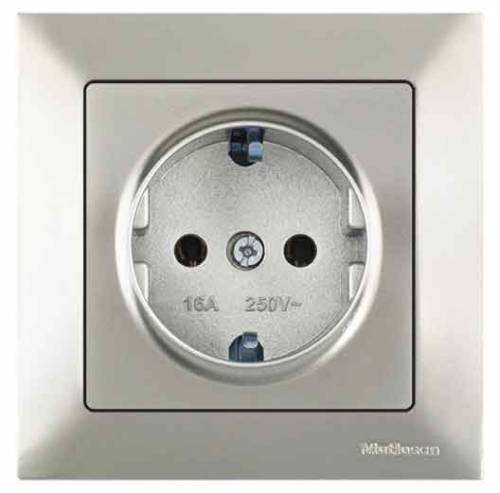 Candela White Earthed Socket Outlet 