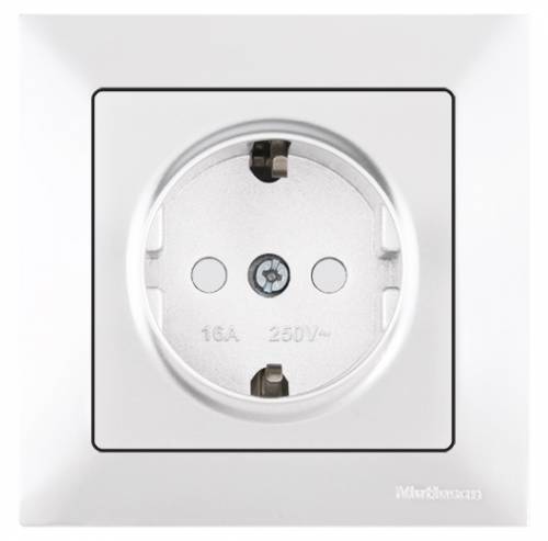 Candela White Earthed Socket with Child Protection