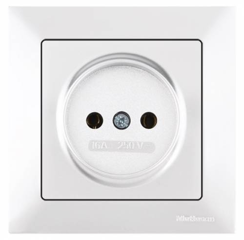 Candela White Socket Outlet Non-Earhed