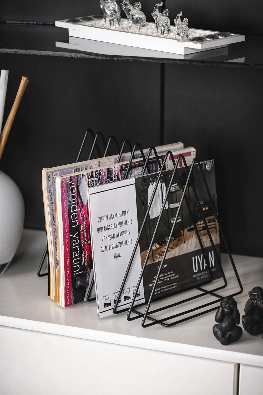 Desktop Metal Magazine Holder